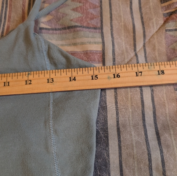 Helly Hansen Women’s Light Blue Camisole Top Medium Logo Near Hem - Picture 3 of 5